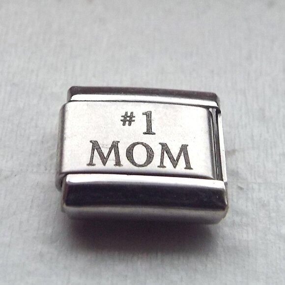 #1 Mom laser 9mm stainless steel italian charm bracelet link new - Picture 1 of 2